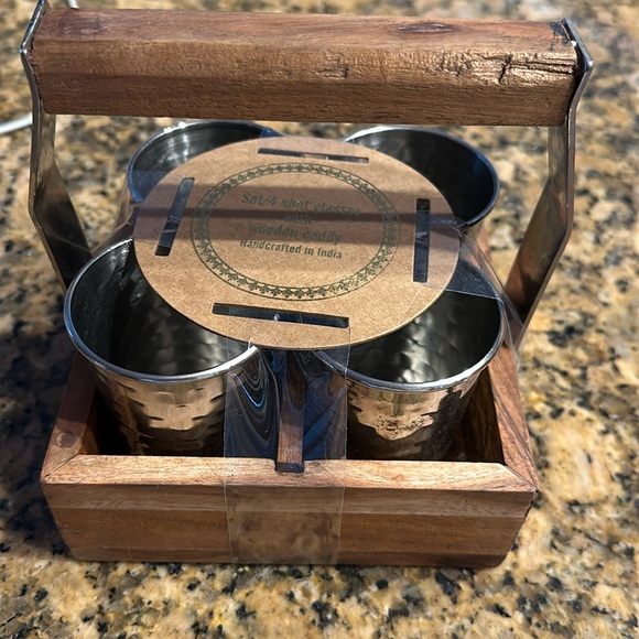 NWT Shot glasses in wooden caddy - Picture 1 of 4